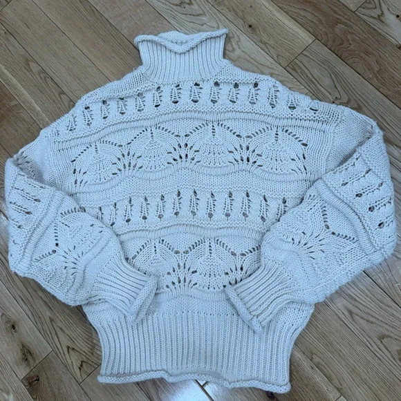 NEVER WORN Cream Knit Sweater - Picture 3 of 7
